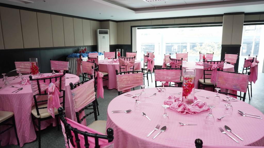 Eurotel North Edsa Quezon City Extérieur photo