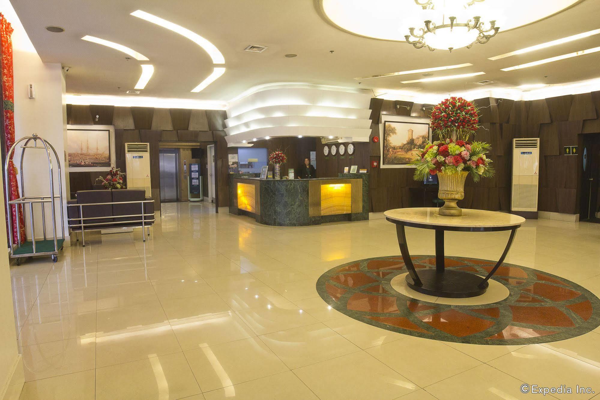Eurotel North Edsa Quezon City Extérieur photo