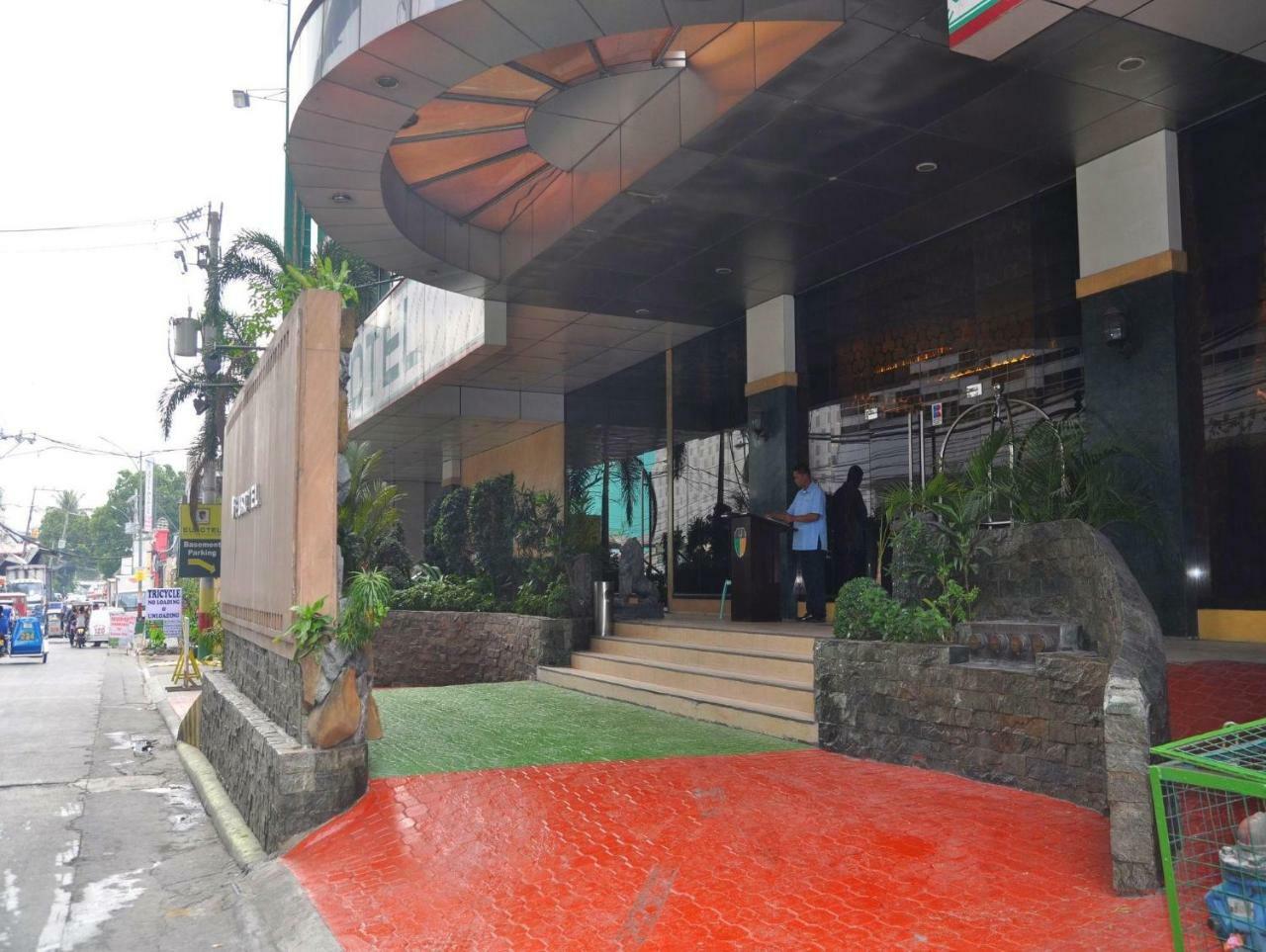 Eurotel North Edsa Quezon City Extérieur photo